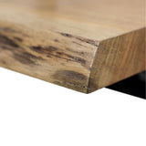 Ontdek functionele esthetiek met de trendy Levels Wandplank, met afmetingen van 25x32 cm, waarmee je een visueel aantrekkelijke en praktische ruimte creëert.