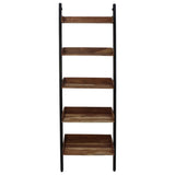 Een moderne toevoeging aan elk interieur: onze gepoedercoat zwarte decoratieve ladder van acaciahout en ijzer.