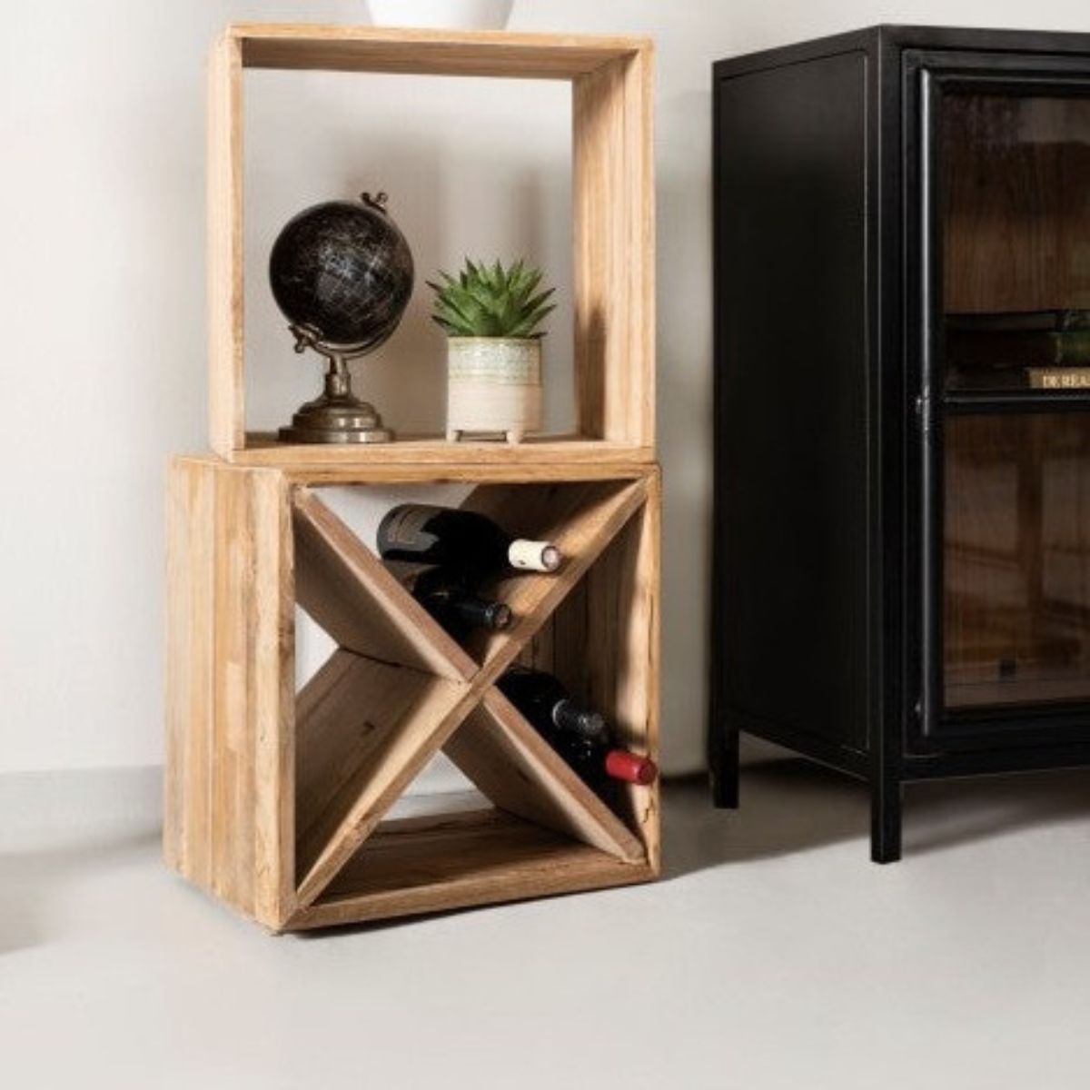 Uniek teakhouten Flessenrek, een must-have voor een landelijk interieur.