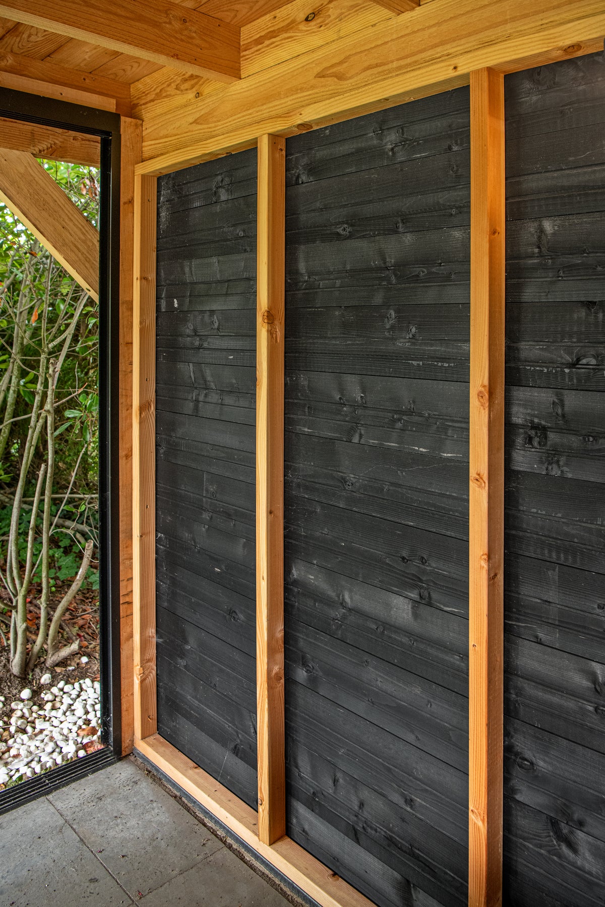 Schwedenrabatt Eco Nordeuropäische Fichte schwarz gespritzt 1,1/2,2x19,5x240cm