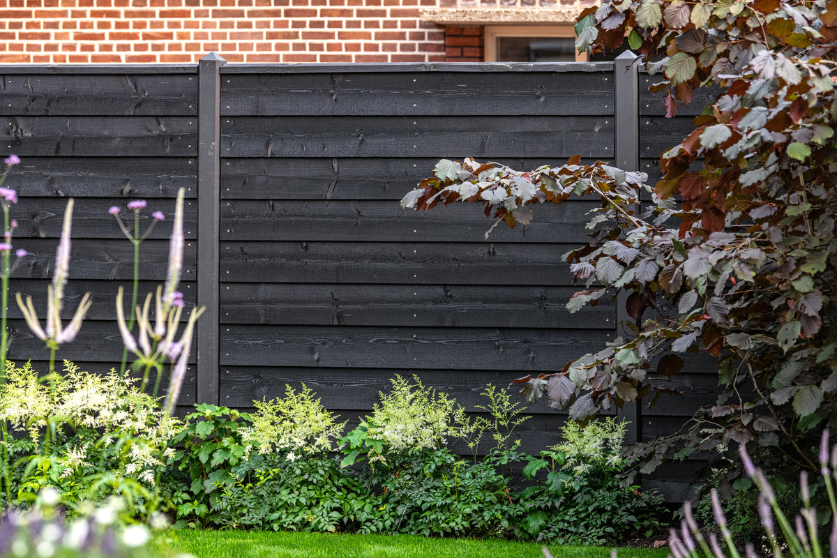 Schwedenrabatt Eco Nordeuropäische Fichte schwarz gespritzt 1,1/2,2x19,5x420cm
