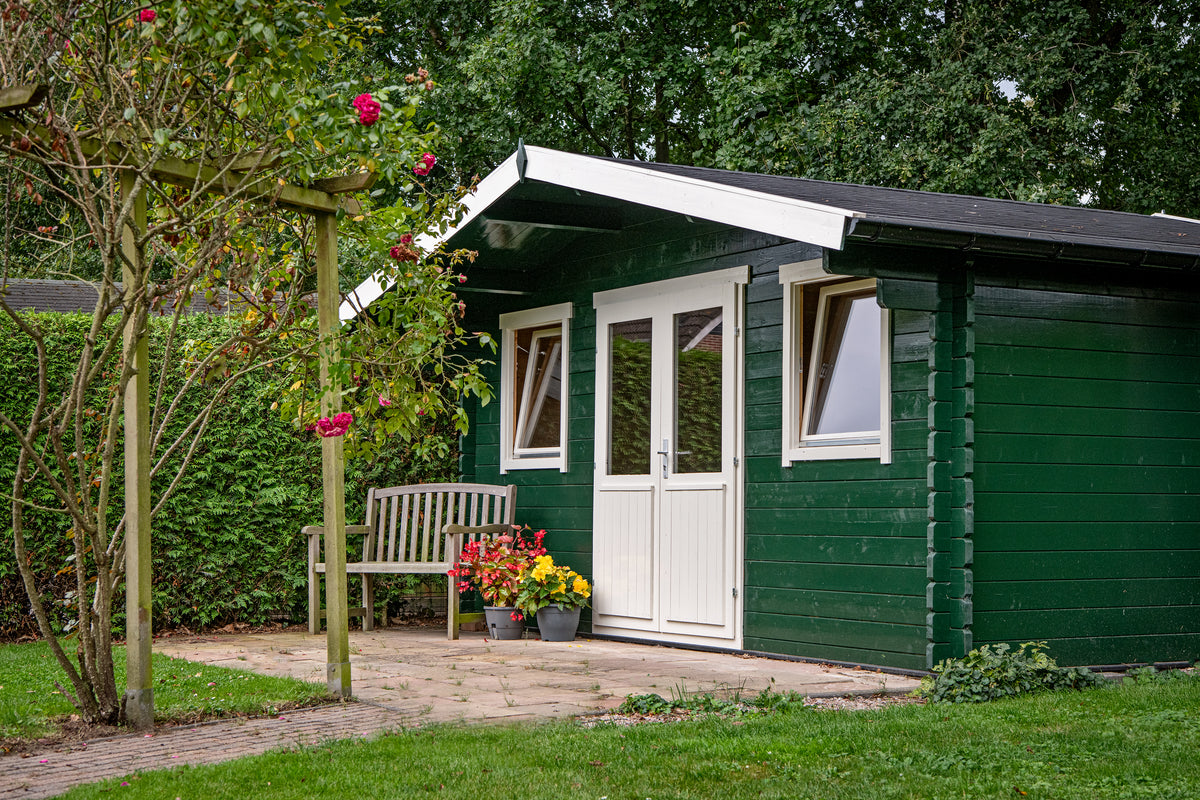 Cabane en rondins - Maison de jardin Pavel | 44 mm | pin brun imprégné