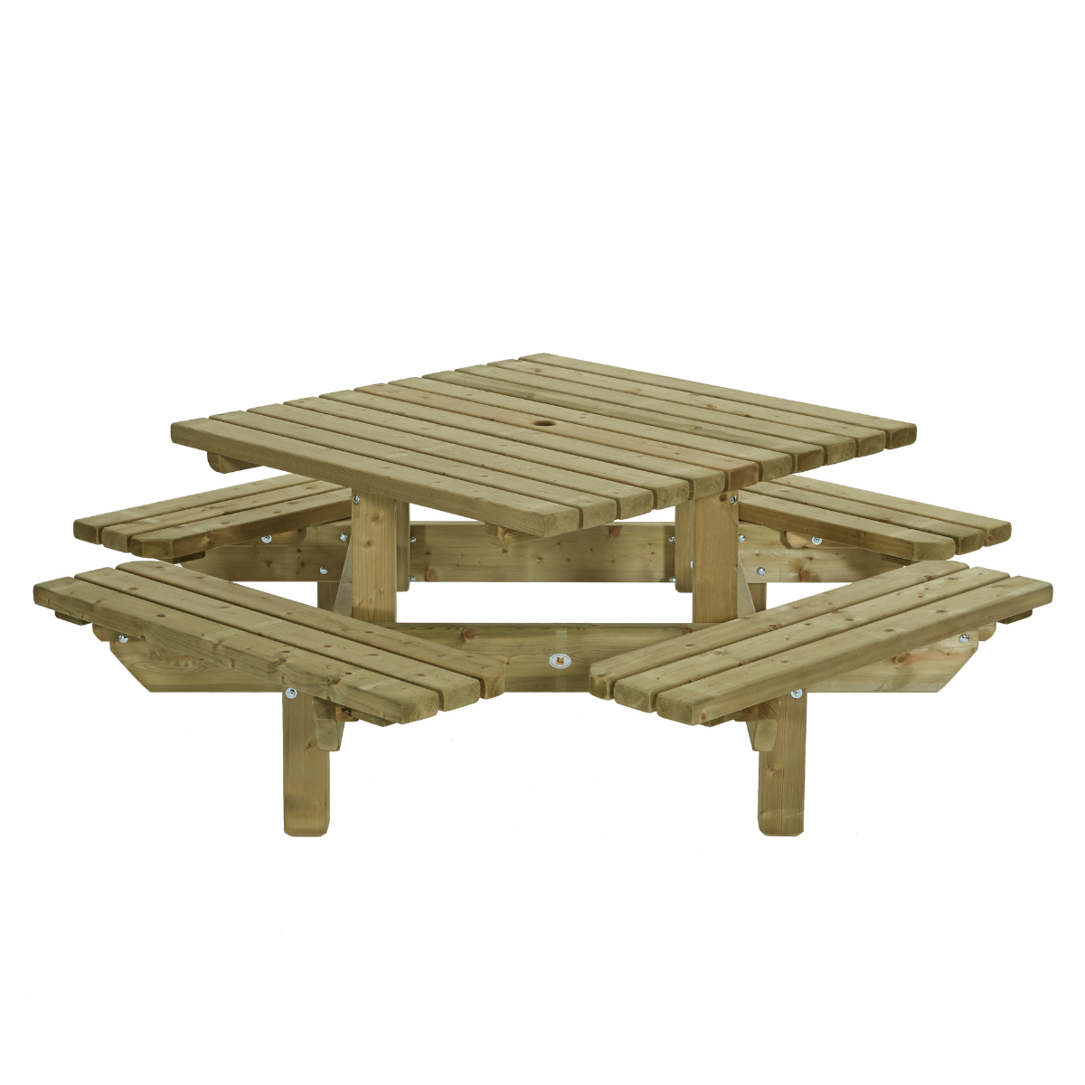houten picknicktafel vierkant heel groot kunnen veel mensen aan zitten met goed kwaliteit 