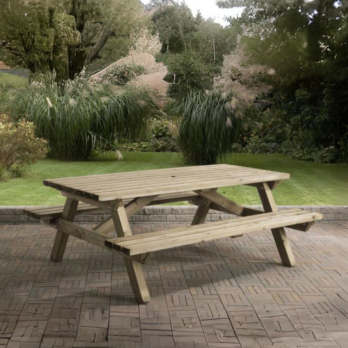 picknicktafel met gat voor parasol goede kwaliteit van hout voor in tuin erg stevig en mooi 