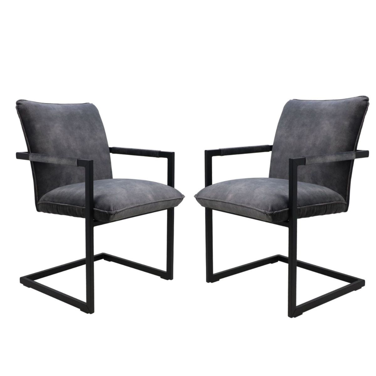 Ervaar luxe zitcomfort met de Eetkamerstoel Boston in donkergrijs velours, een perfecte balans tussen elegantie en duurzaamheid.