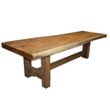 Ervaar de unieke schoonheid van onze Rechthoekige Eettafel Heavy, vervaardigd uit Munggurhout met betoverende vlamtekeningen en levendige kleuren. Geen tafel is hetzelfde dankzij de natuurlijke houtvormen en patronen, wat een authentieke touch aan elk interieur geeft.