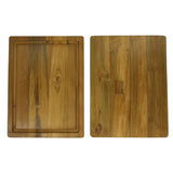 Houd je keuken georganiseerd met deze houten snijplank, uitgerust met groeven die zowel decoratief als functioneel zijn.