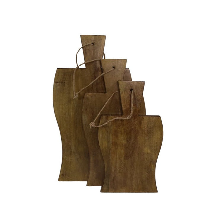Verrijk je interieur met deze set van 3 snijplanken, gemaakt van hoogwaardig mangohout voor natuurlijke schoonheid en warmte.